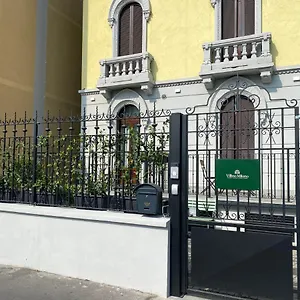 Villino 2*, Milano Italia